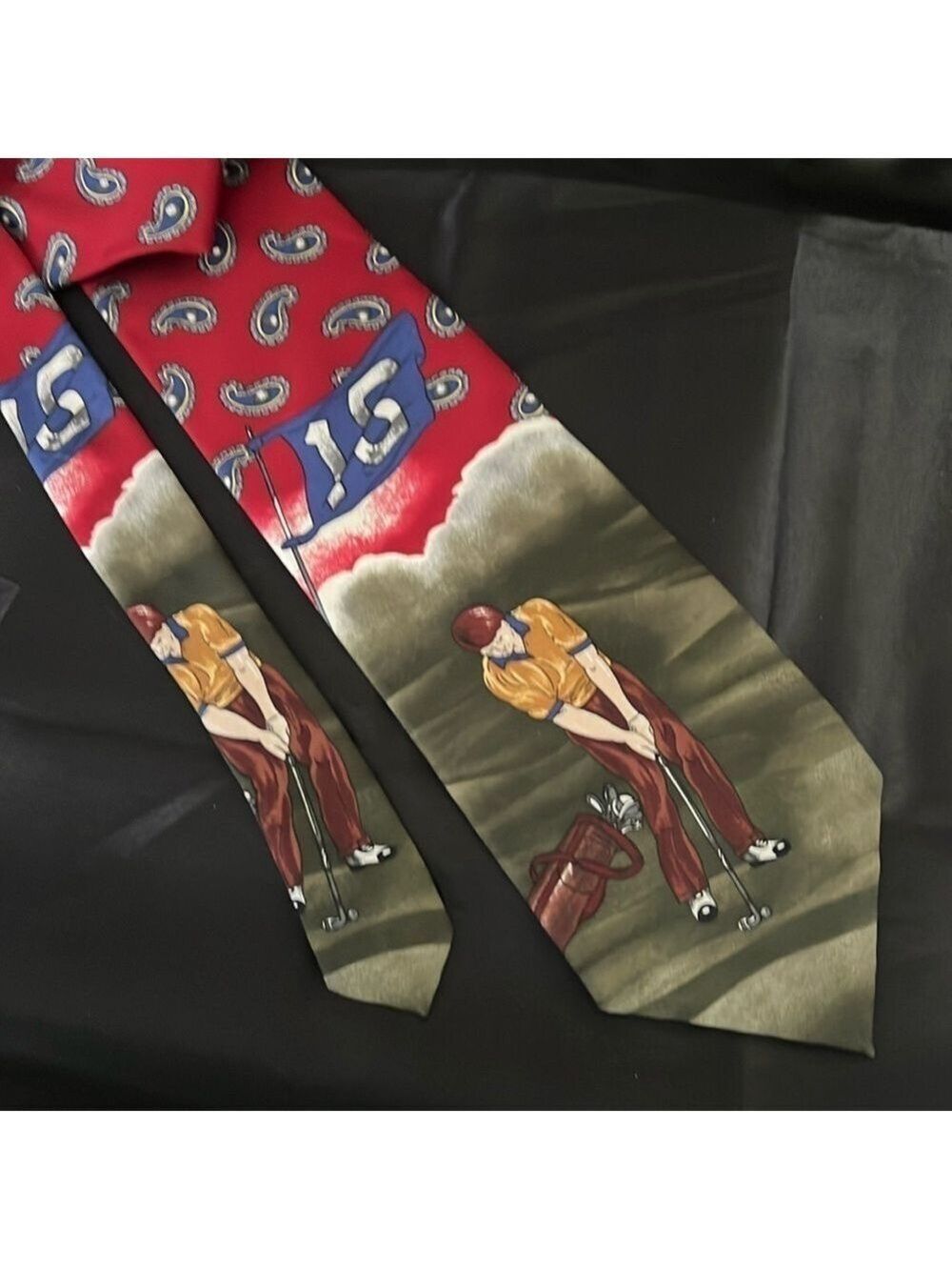 Stanford vintage golf novelty tie. 58” long.  100 % silk
